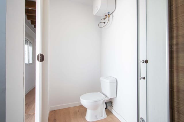 Studio til salgs i Sevilla by - € 154 500 (Ref: 10015661)
