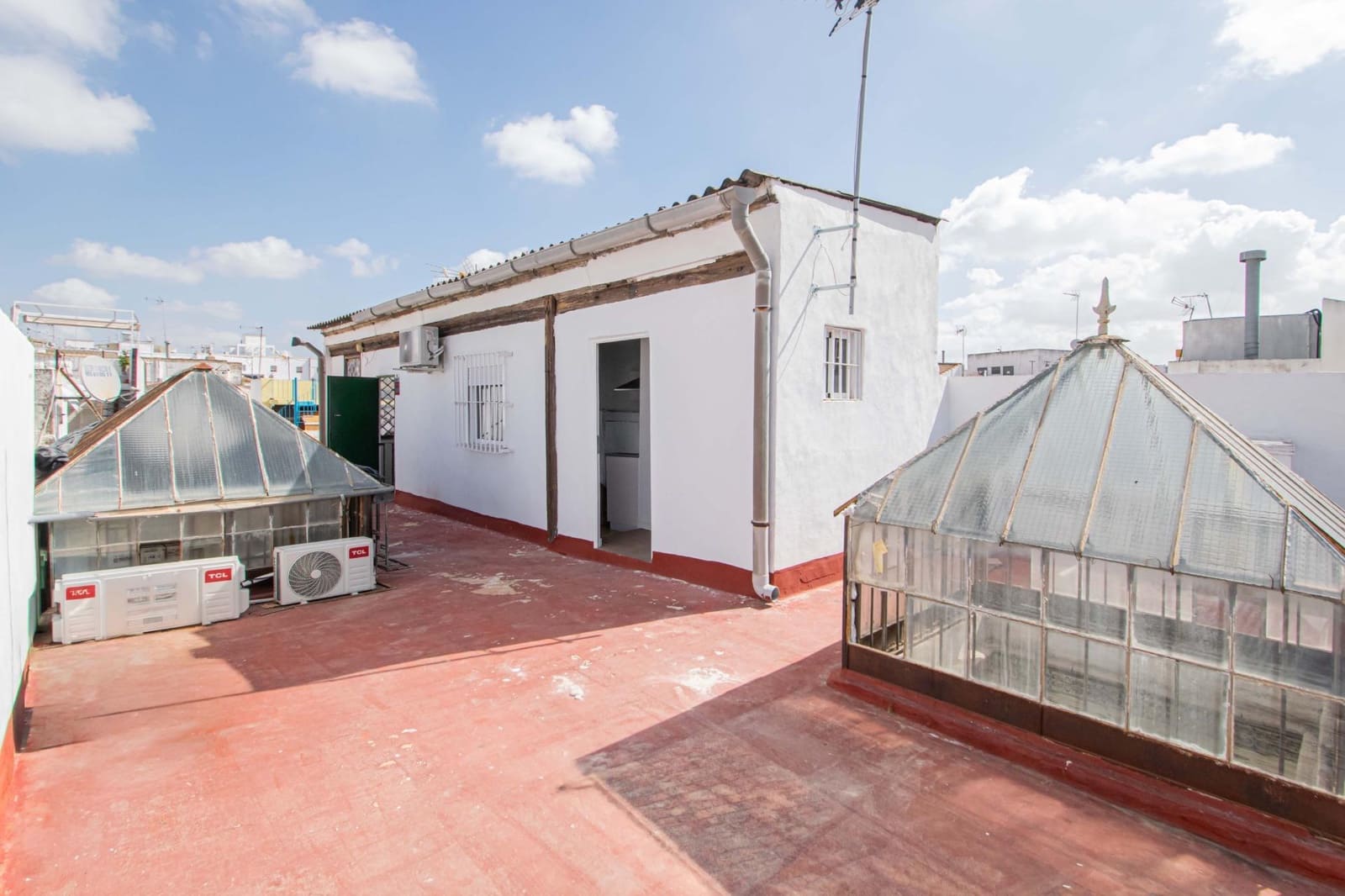 Studio for sale in Seville city - € 147,000 (Ref: 10015661)