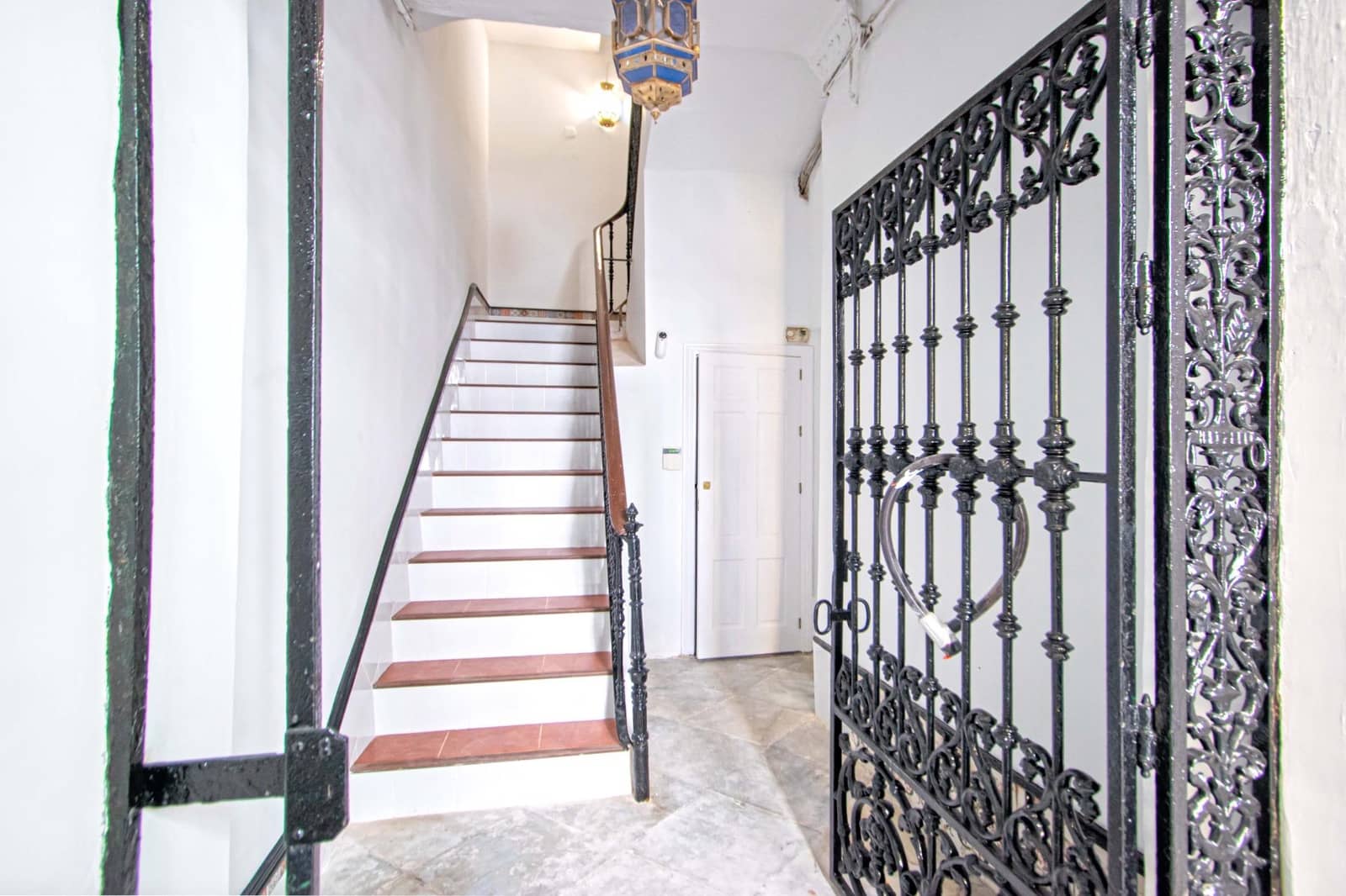 Studio for sale in Seville city - € 147,000 (Ref: 10015661)