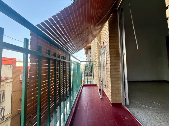 2 bedroom Flat for sale in La Plata, Seville city - € 75,000 (Ref: 10015662)