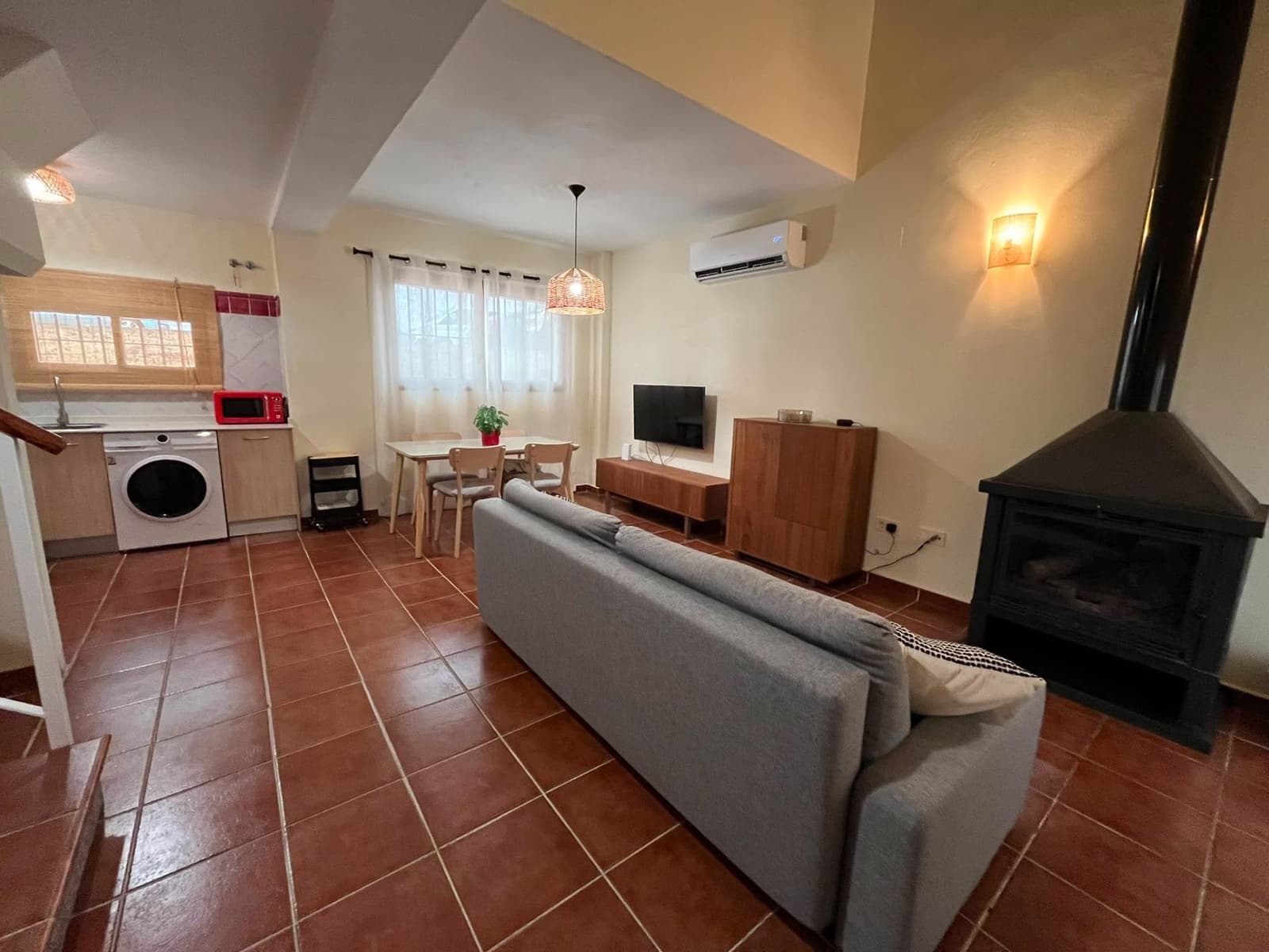 2 bedroom Terraced Villa for sale in El Ronquillo with pool - € 140,000 (Ref: 10017588)