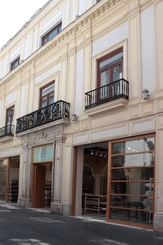 Commercial for rent in Seville city - € 3,250 (Ref: 10021009)