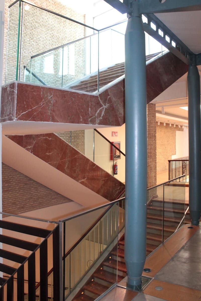 Commercial for rent in Seville city - € 3,250 (Ref: 10021009)