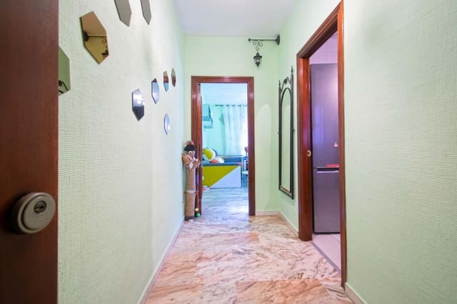 3 sypialnia Mieszkanie na sprzedaż w Miasto Sewilla z garażem - 285 000 € (Ref: 10021011)