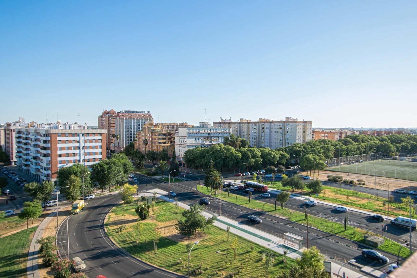 3 sypialnia Mieszkanie na sprzedaż w Miasto Sewilla z garażem - 285 000 € (Ref: 10021011)