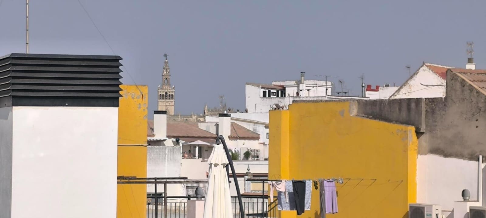 1 soveværelse Lejlighed til leje i Sevilla by med swimmingpool - € 900 (Ref: 10022553)