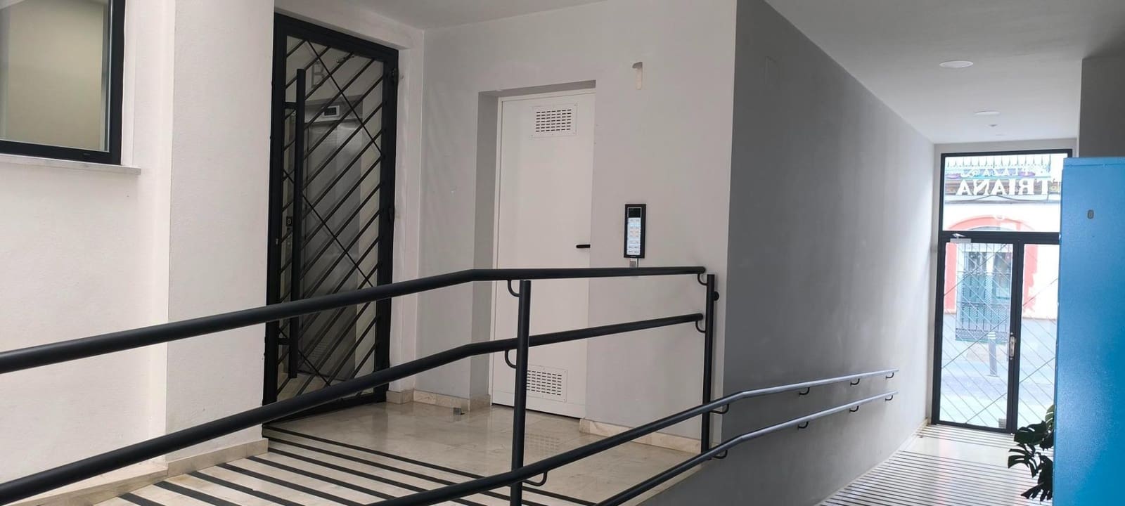 1 soveværelse Lejlighed til leje i Sevilla by med swimmingpool - € 900 (Ref: 10022553)