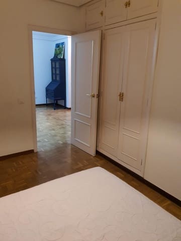 1 sypialnia Apartament do wynajęcia w Miasto Sewilla - 900 € (Ref: 10022554)