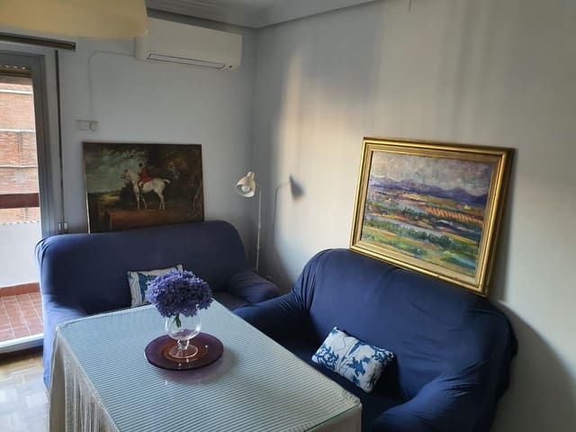1 sypialnia Apartament do wynajęcia w Miasto Sewilla - 900 € (Ref: 10022554)