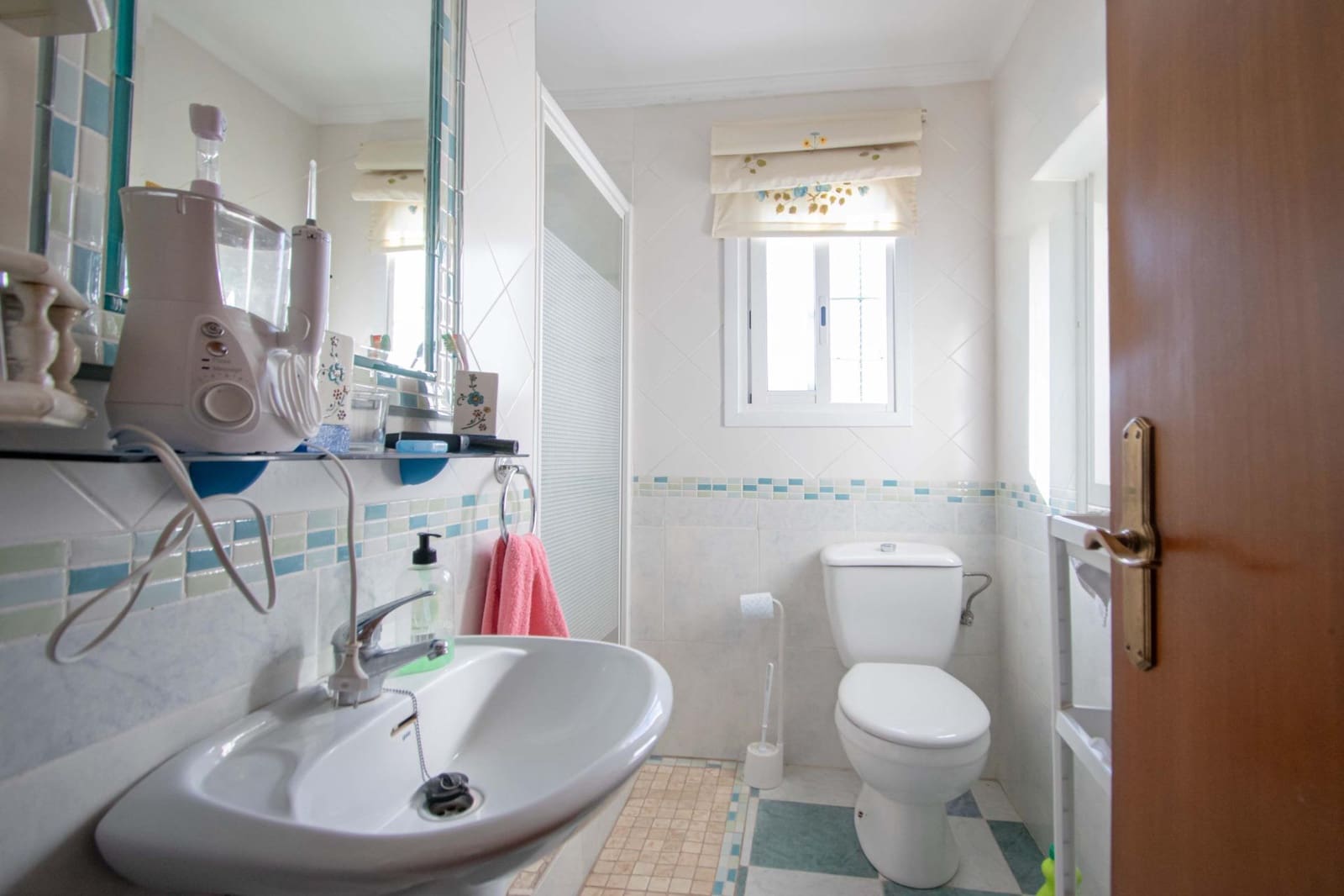 4 quarto Moradia em Banda para venda em Sevilha cidade - 180 000 € (Ref: 10024238)