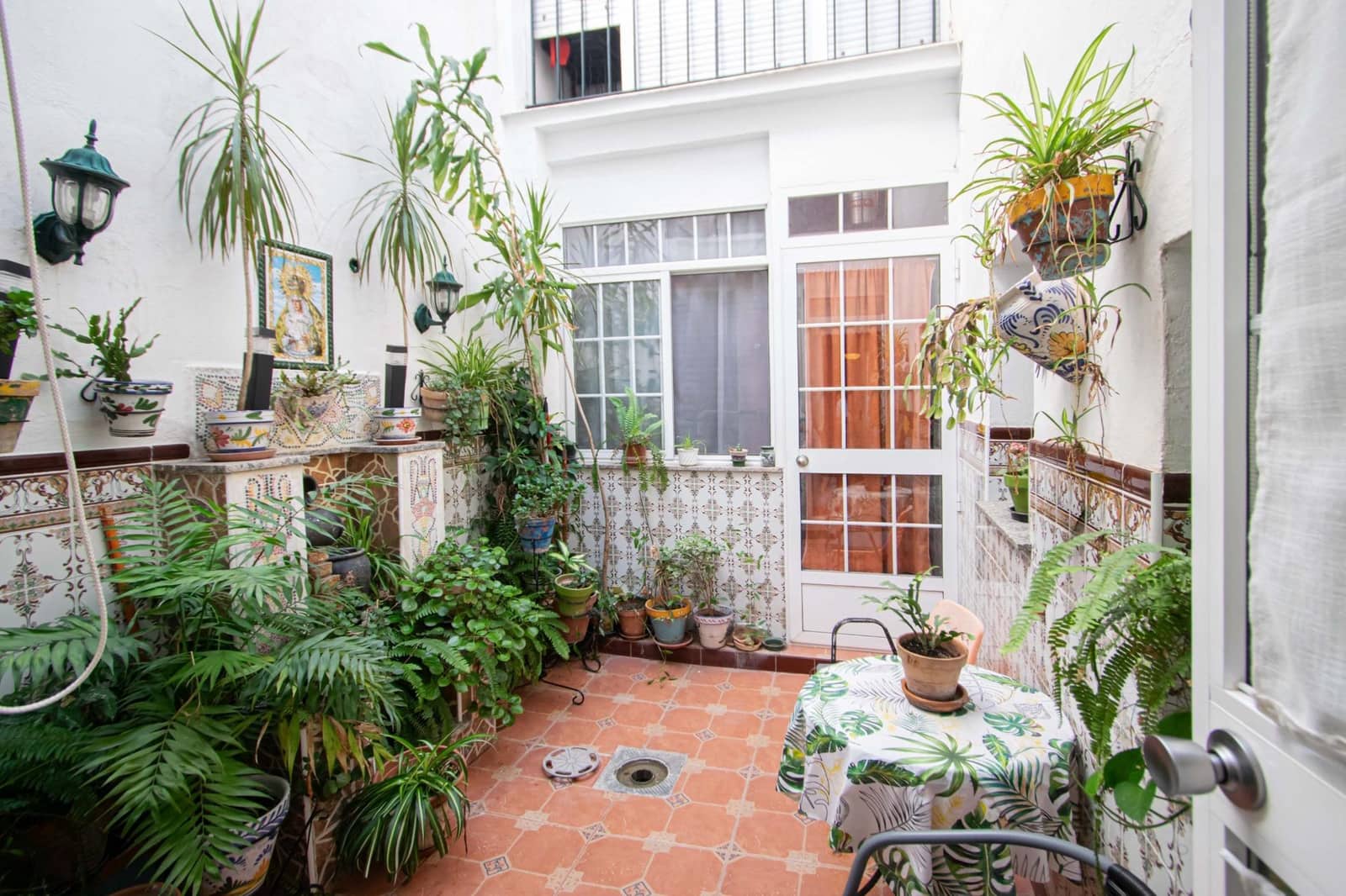 4 quarto Moradia em Banda para venda em Sevilha cidade - 180 000 € (Ref: 10024238)