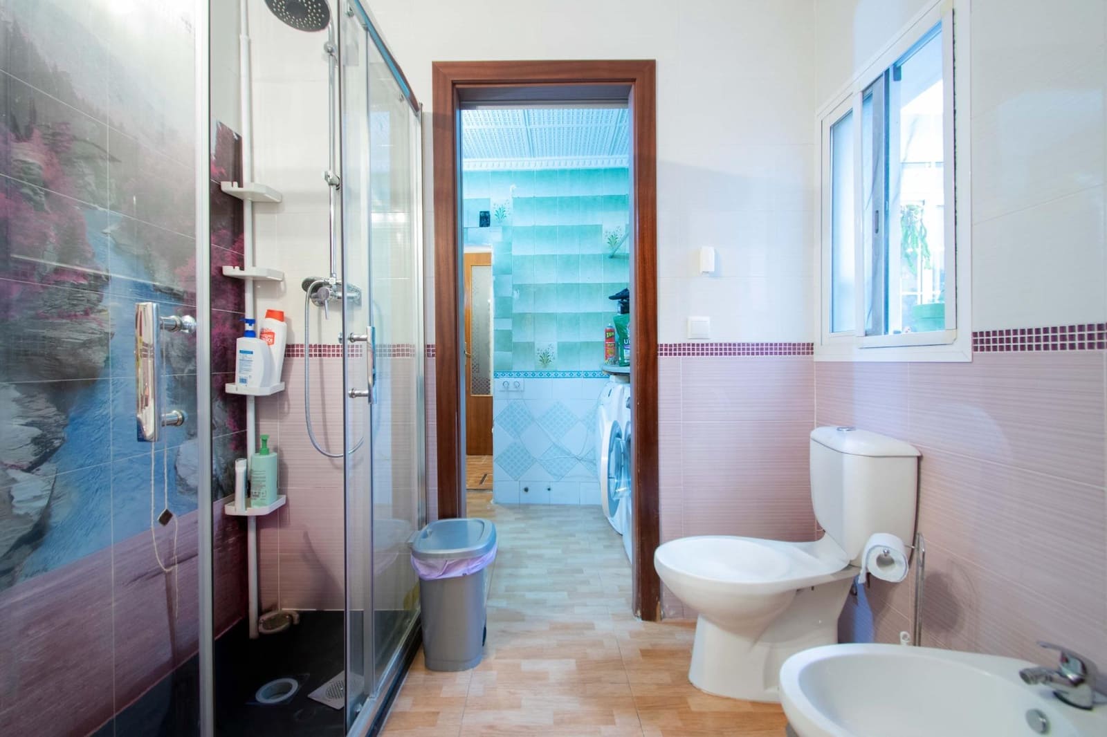 4 quarto Moradia em Banda para venda em Sevilha cidade - 180 000 € (Ref: 10024238)