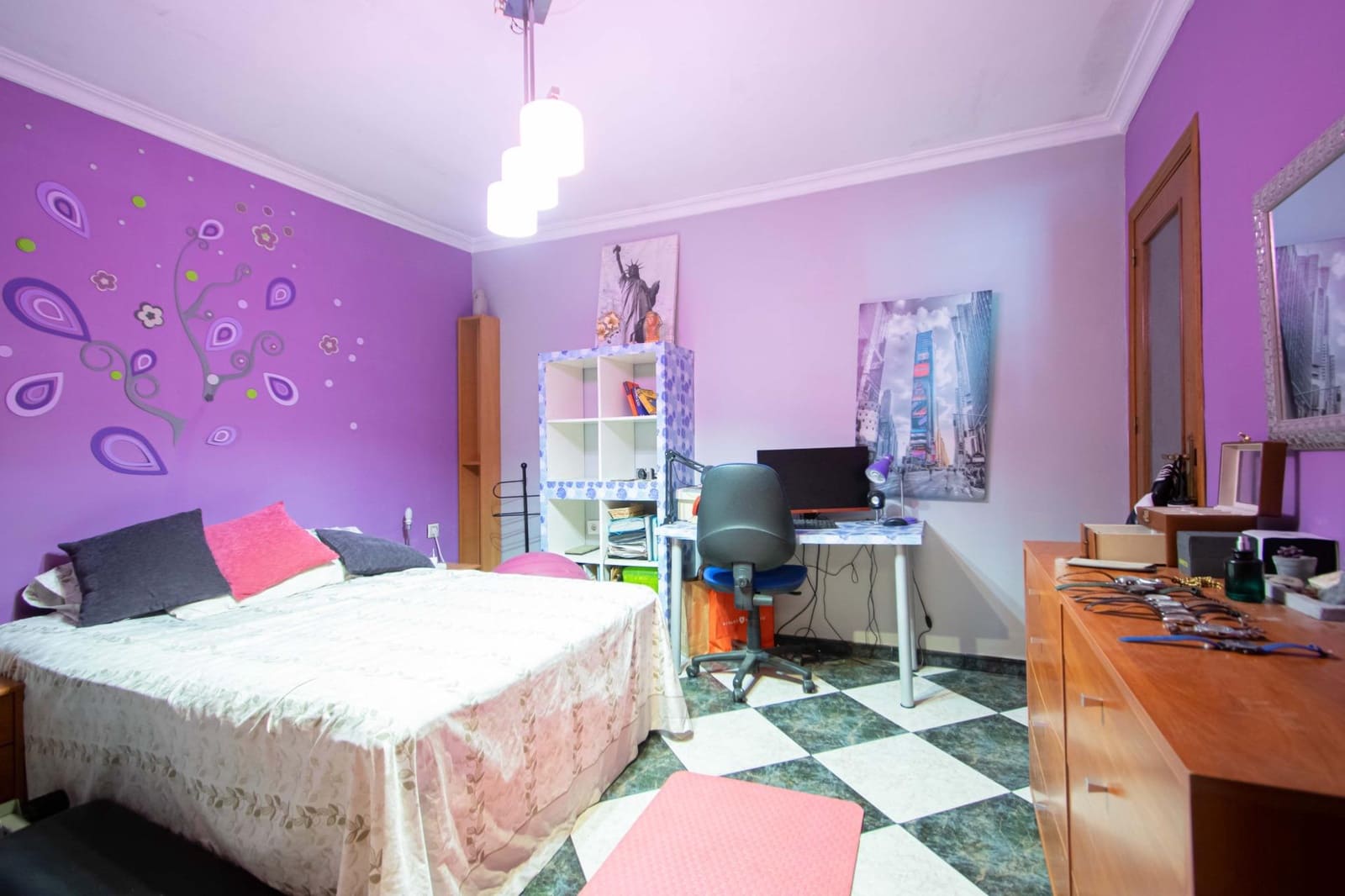 4 quarto Moradia em Banda para venda em Sevilha cidade - 180 000 € (Ref: 10024238)