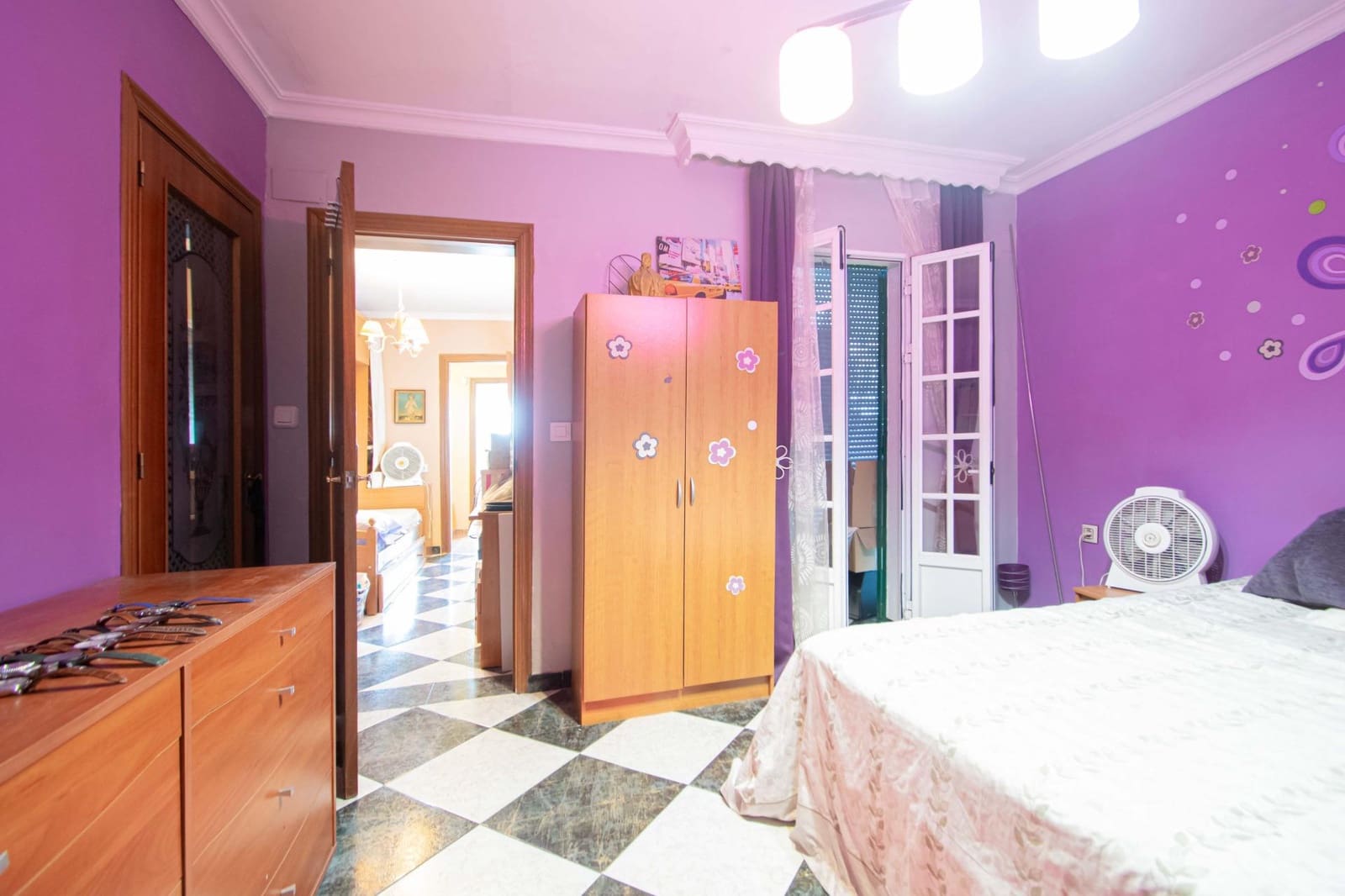 4 quarto Moradia em Banda para venda em Sevilha cidade - 180 000 € (Ref: 10024238)