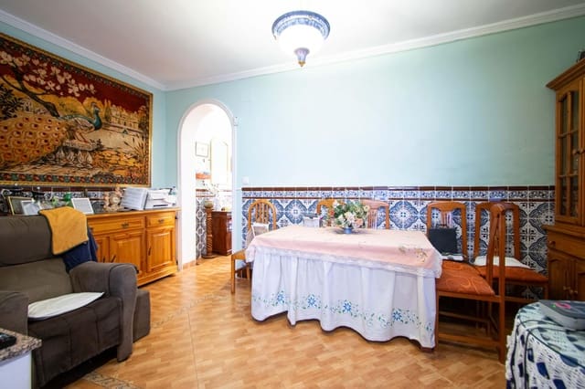 4 Zimmer Reihenhaus zu verkaufen in La Plata, Sevilla Stadt - 180.000 € (Ref: 10024238)