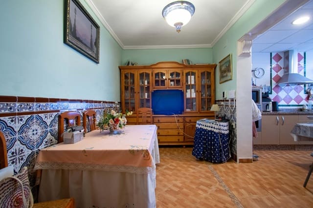 4 Zimmer Reihenhaus zu verkaufen in La Plata, Sevilla Stadt - 180.000 € (Ref: 10024238)