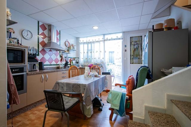 4 Zimmer Reihenhaus zu verkaufen in La Plata, Sevilla Stadt - 180.000 € (Ref: 10024238)
