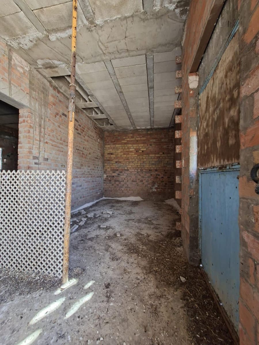 4 quarto Casa em Banda para venda em Guillena - 129 900 € (Ref: 10024241)