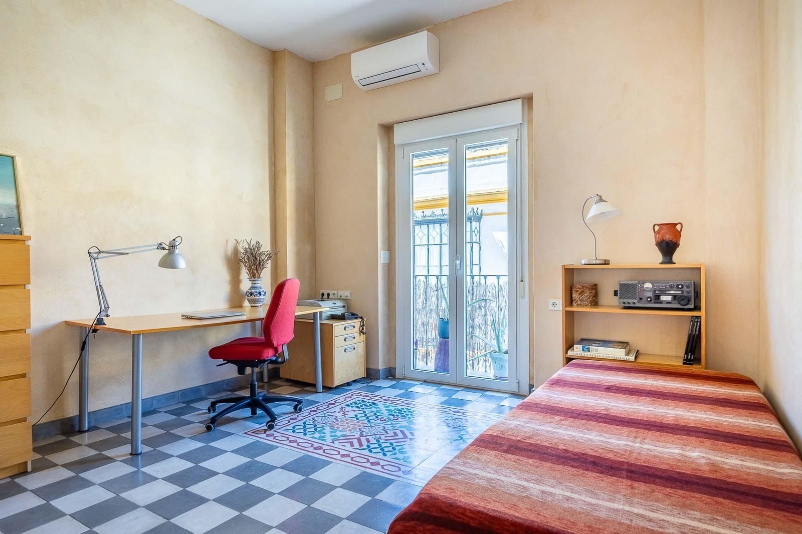 2 bedroom Flat for sale in Seville city - € 425,000 (Ref: 10025818)