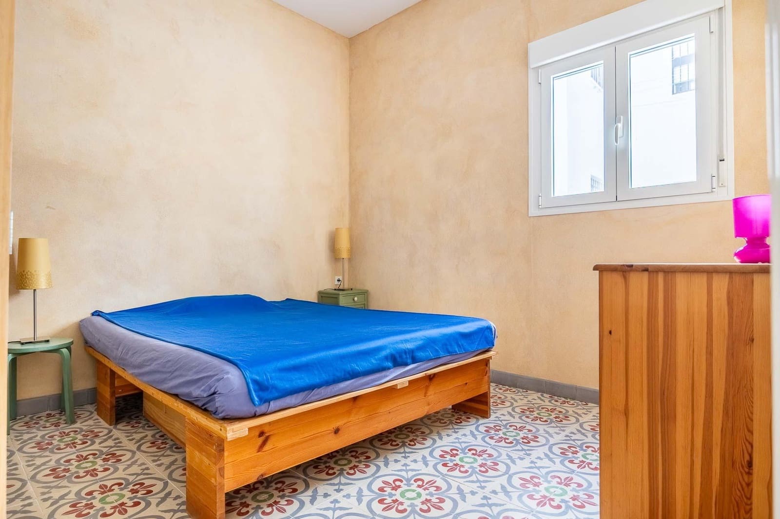2 bedroom Flat for sale in Seville city - € 425,000 (Ref: 10025818)