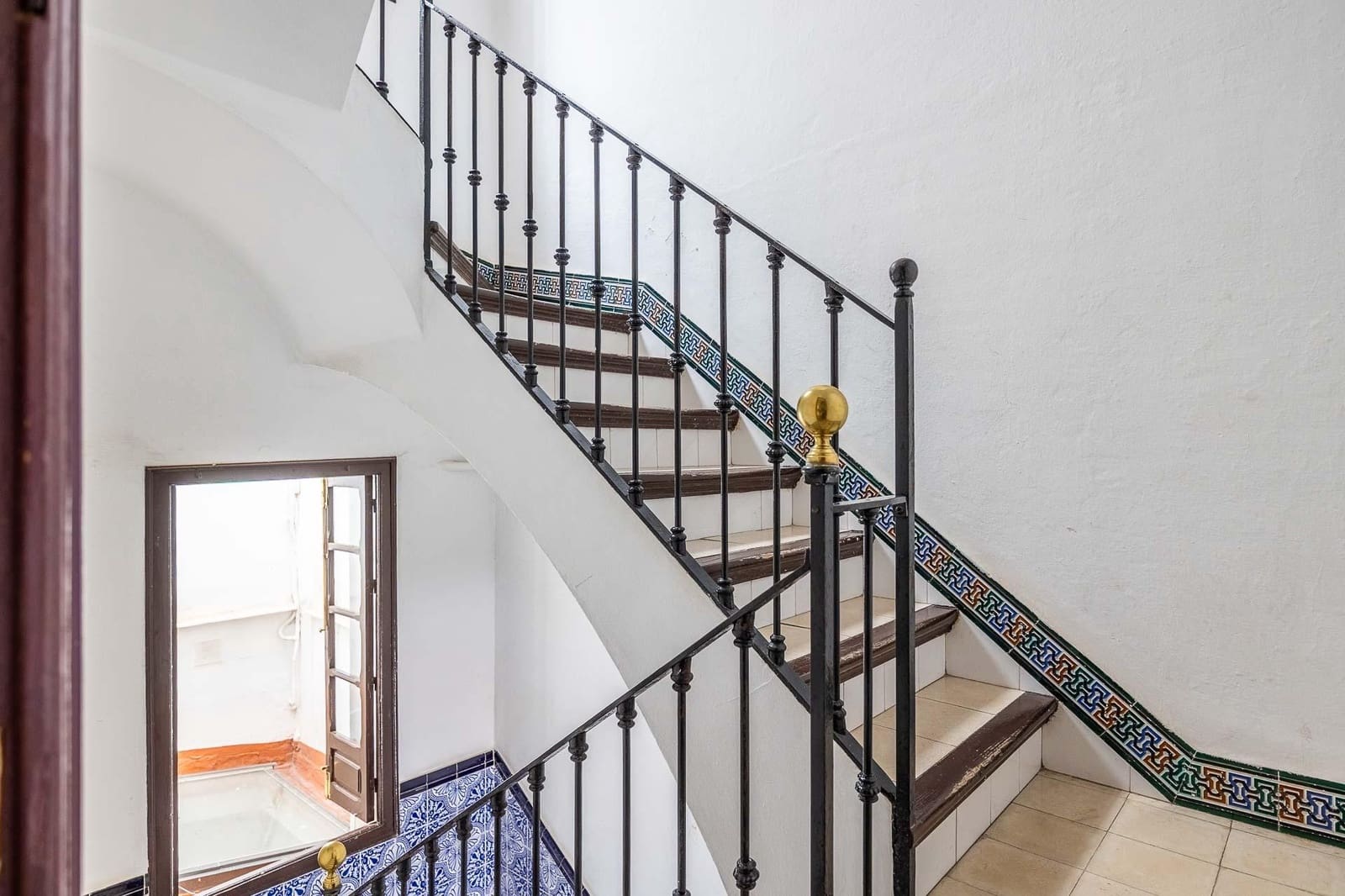 2 bedroom Flat for sale in Seville city - € 425,000 (Ref: 10025818)