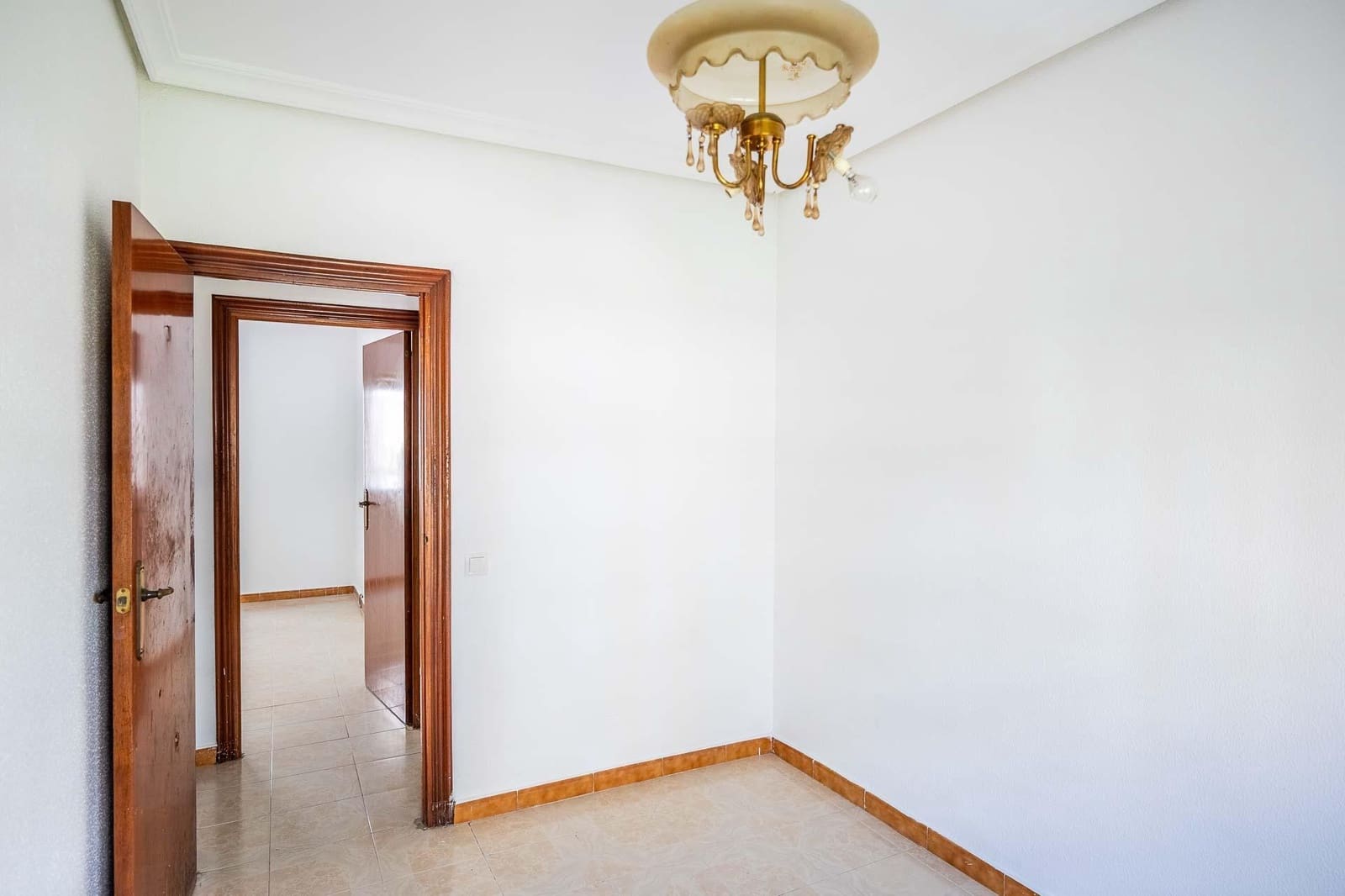 2 sovrum Lägenhet till salu i Sevilla stad - 155 000 € (Ref: 10025819)