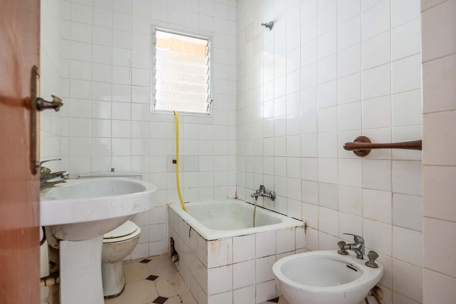 2 sovrum Lägenhet till salu i Sevilla stad - 155 000 € (Ref: 10025819)