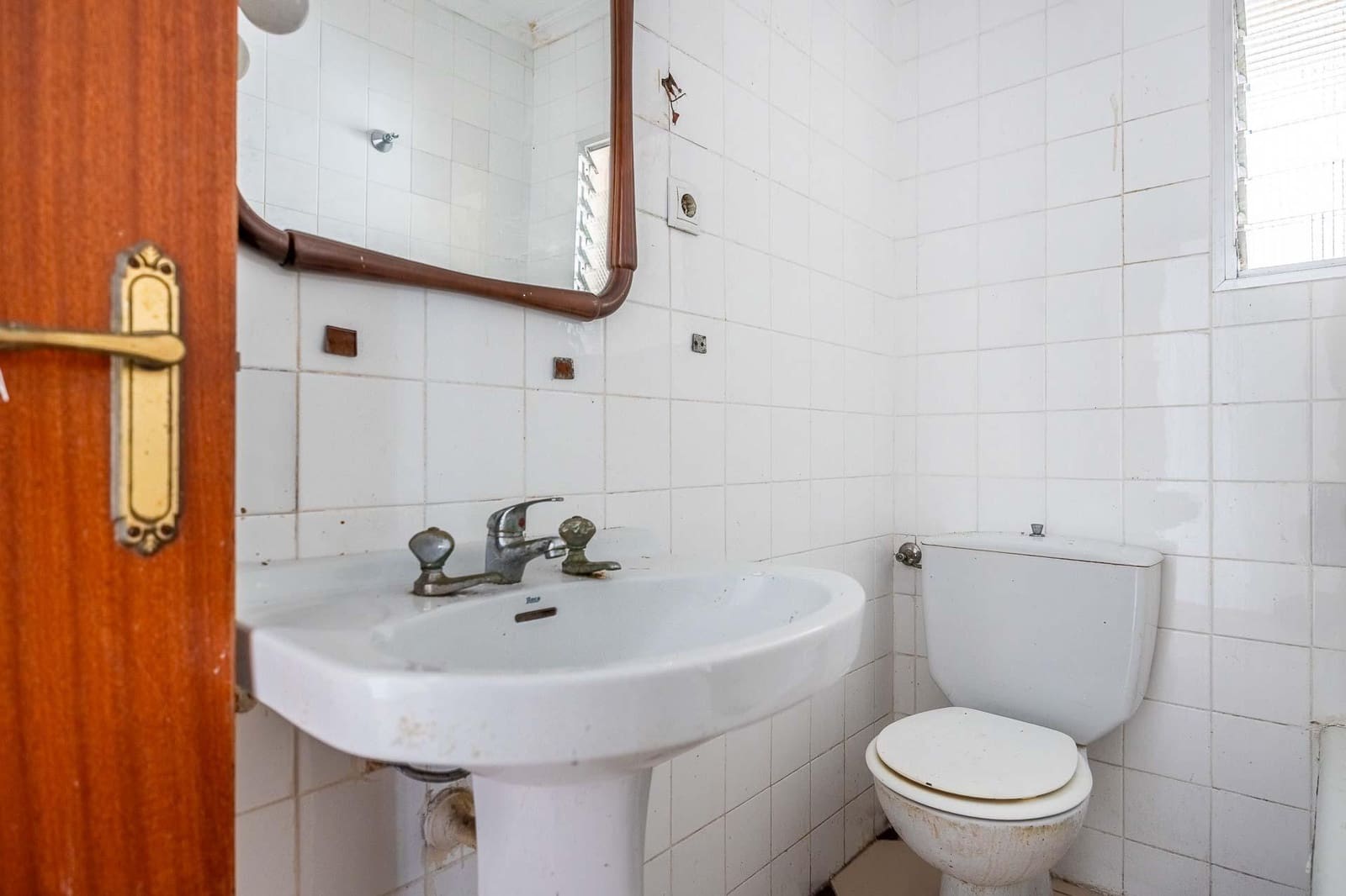 2 sovrum Lägenhet till salu i Sevilla stad - 155 000 € (Ref: 10025819)