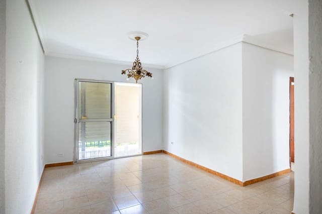 2 sovrum Lägenhet till salu i Sevilla stad - 155 000 € (Ref: 10025819)