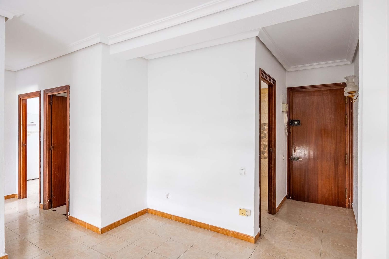 2 sovrum Lägenhet till salu i Sevilla stad - 155 000 € (Ref: 10025819)