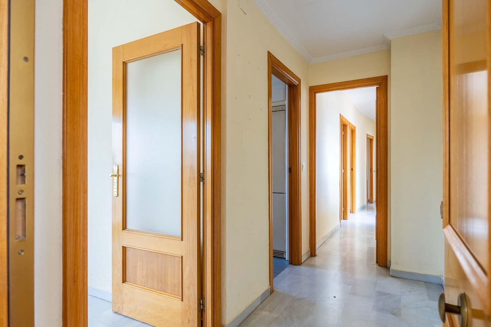 3 bedroom Flat for sale in Seville city with garage - € 230,000 (Ref: 10025820)