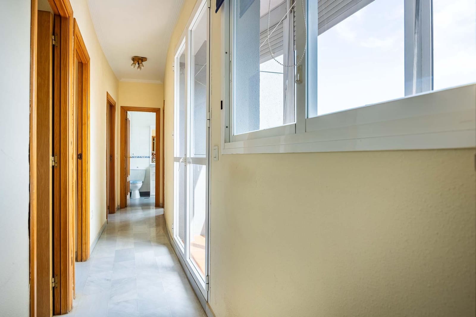 3 bedroom Flat for sale in Seville city with garage - € 230,000 (Ref: 10025820)