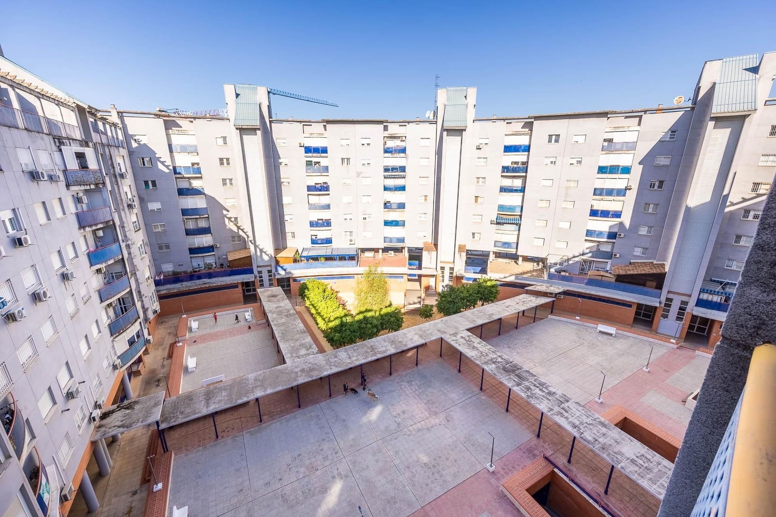 3 bedroom Flat for sale in Seville city with garage - € 230,000 (Ref: 10025820)