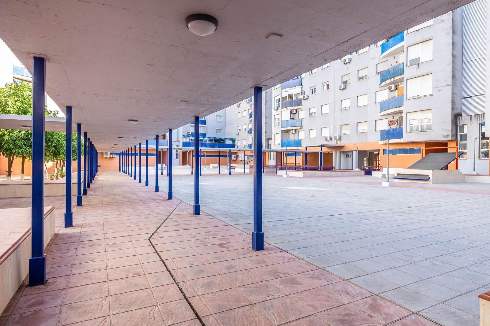 3 bedroom Flat for sale in Seville city with garage - € 230,000 (Ref: 10025820)