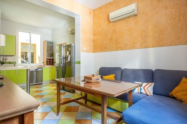4 bedroom Townhouse for sale in Seville city - € 645,000 (Ref: 10025821)