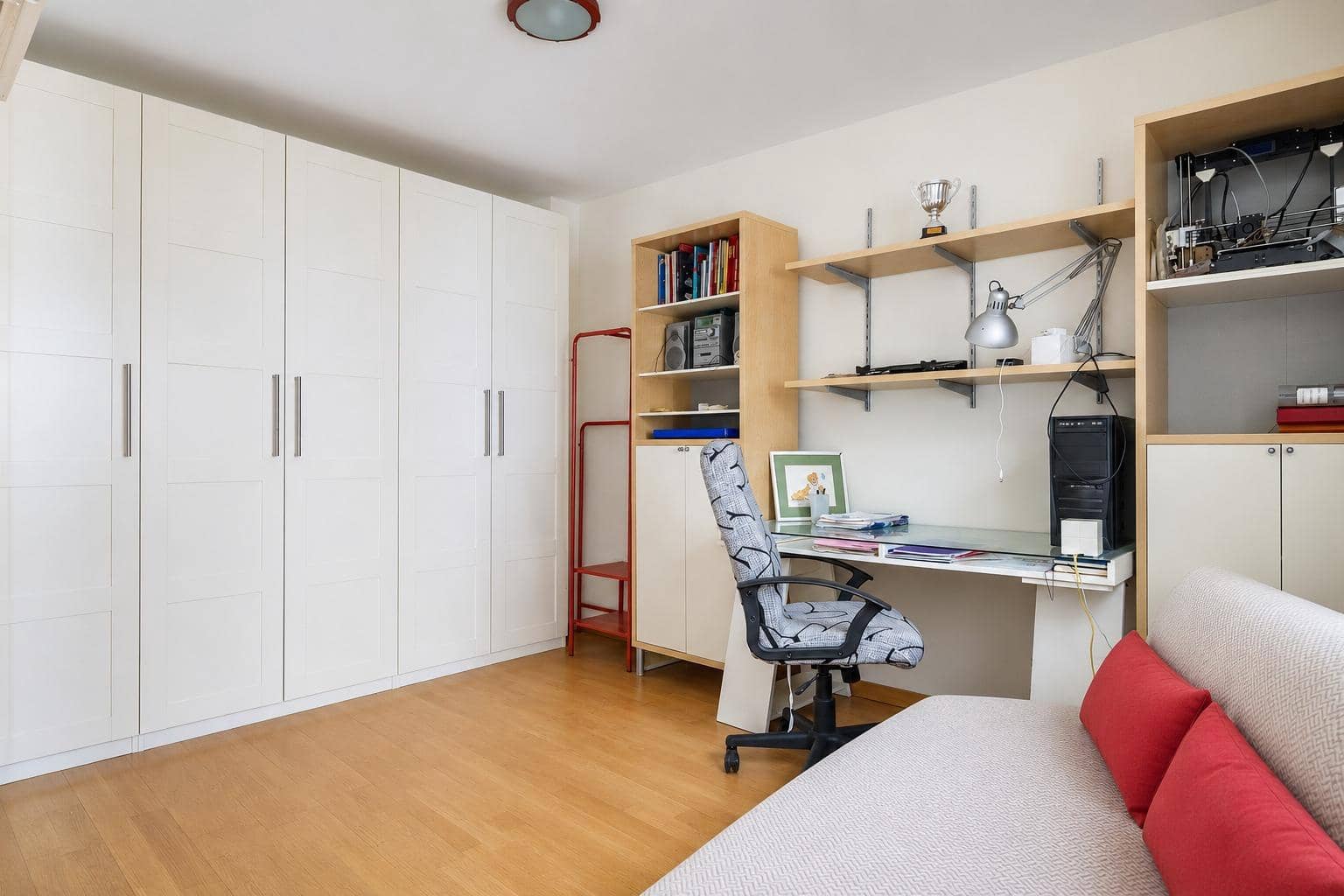 4 makuuhuone Omakotitalo myytävänä paikassa Sevilla kaupunki - 645 000 € (Ref: 10025821)