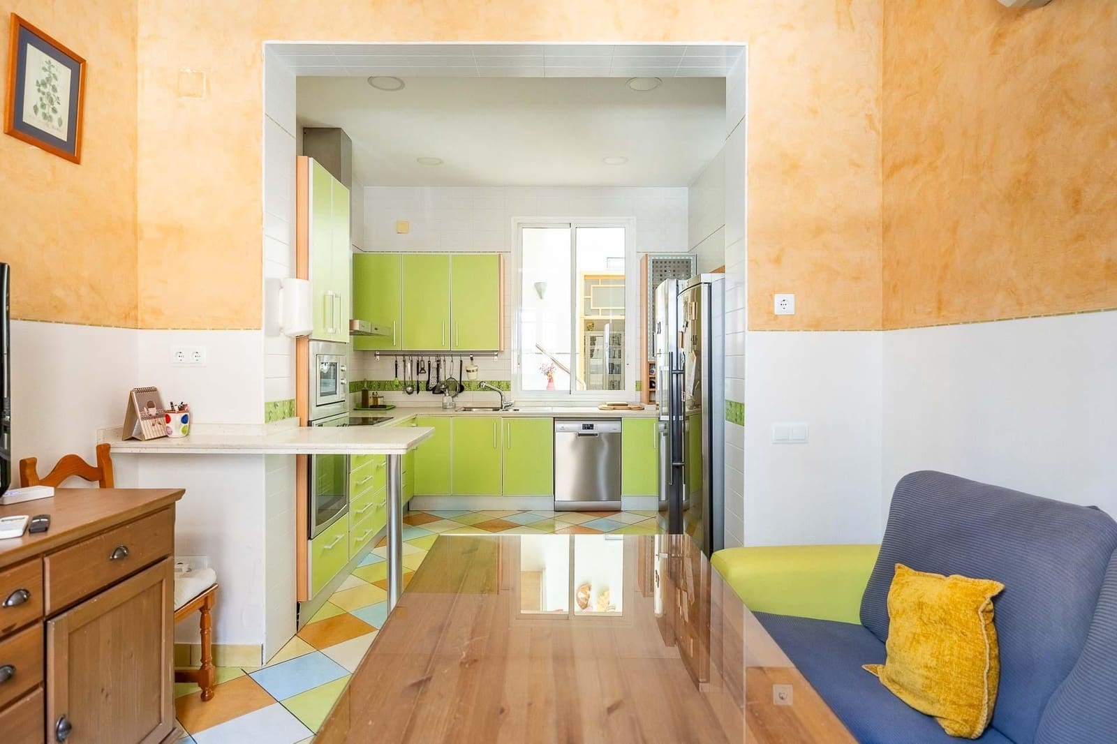 4 makuuhuone Omakotitalo myytävänä paikassa Sevilla kaupunki - 645 000 € (Ref: 10025821)