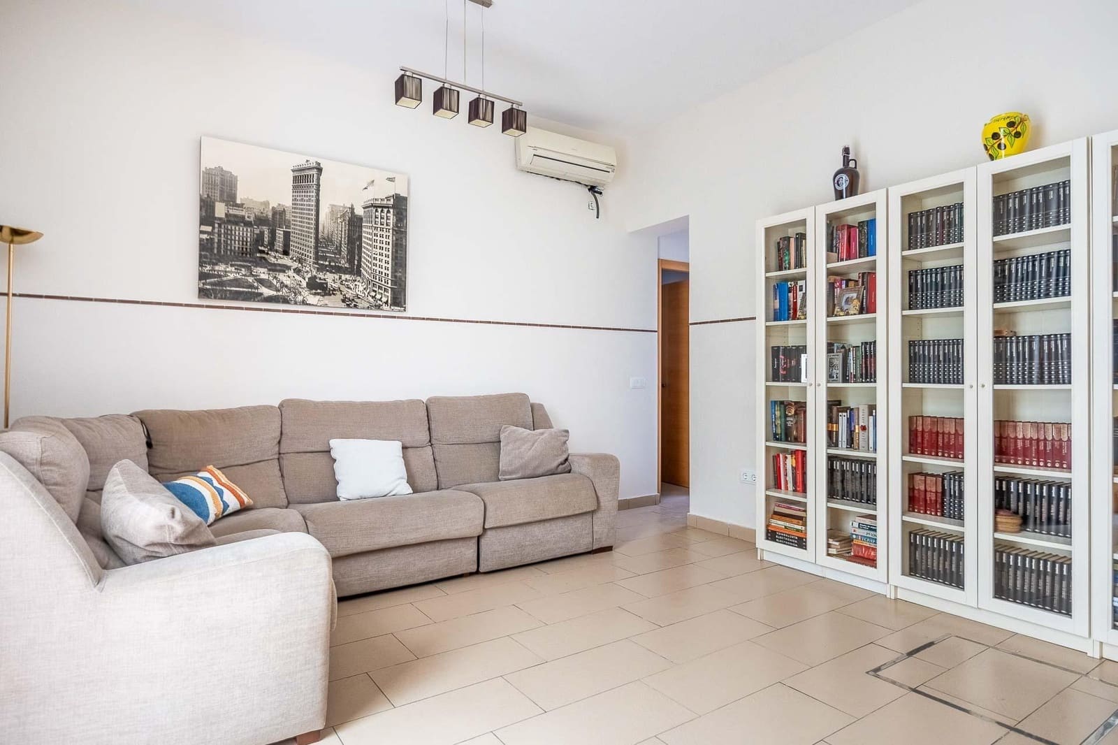 4 makuuhuone Omakotitalo myytävänä paikassa Sevilla kaupunki - 645 000 € (Ref: 10025821)