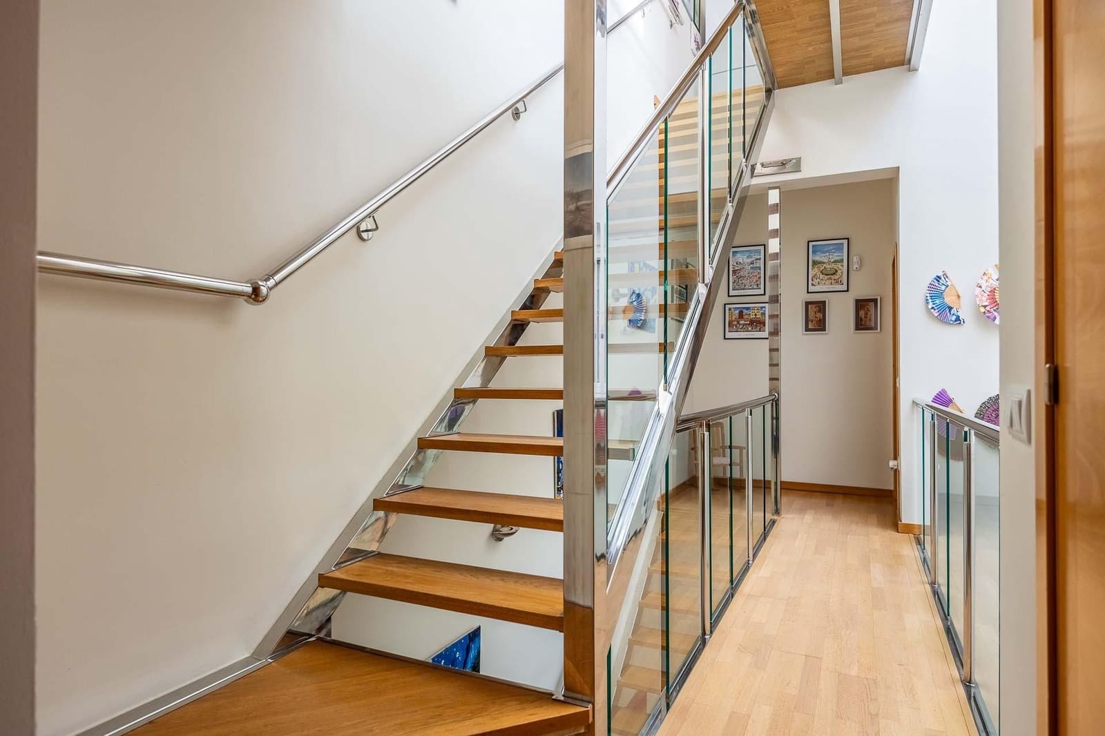 4 makuuhuone Omakotitalo myytävänä paikassa Sevilla kaupunki - 645 000 € (Ref: 10025821)