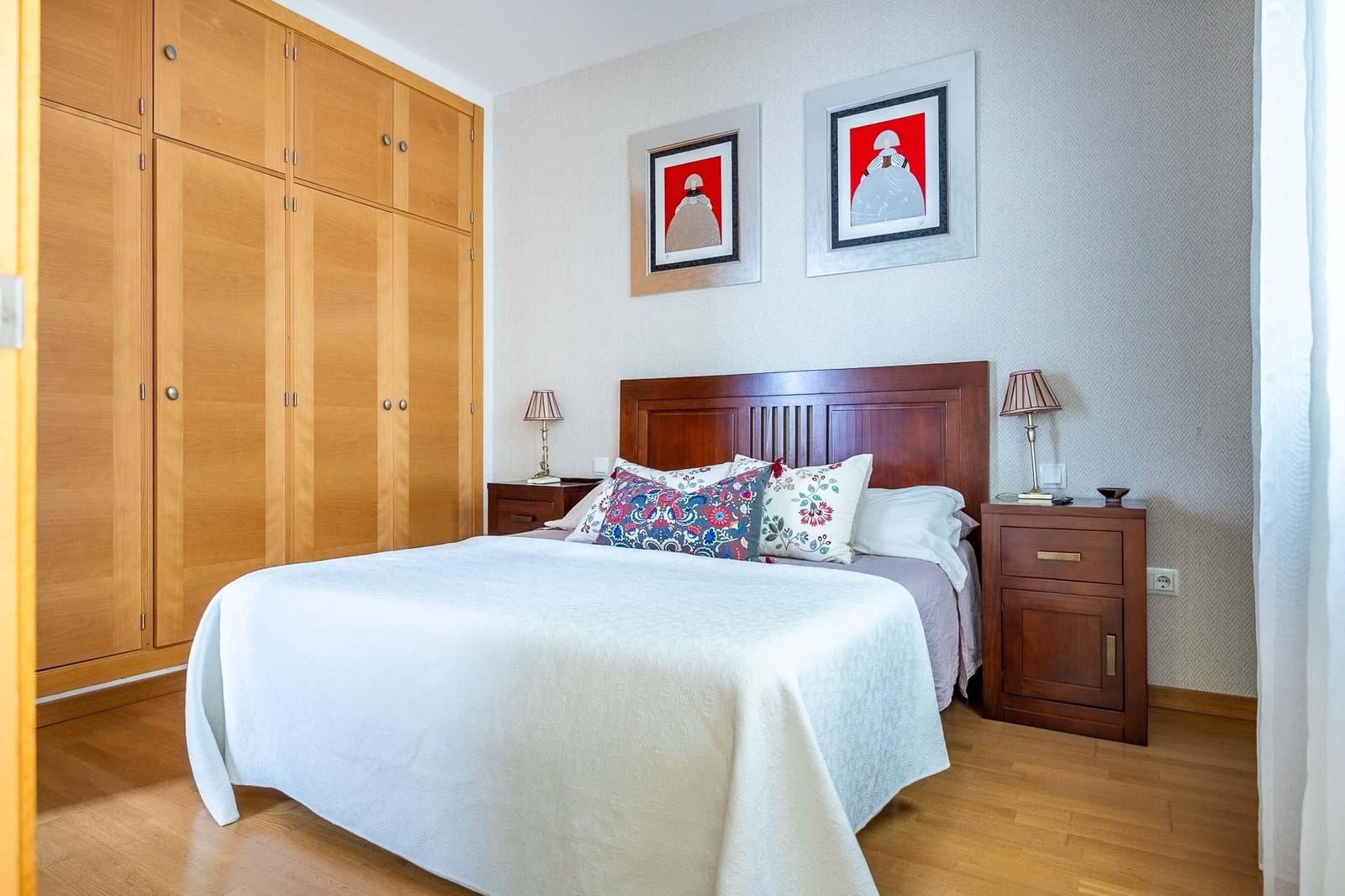 4 makuuhuone Omakotitalo myytävänä paikassa Sevilla kaupunki - 645 000 € (Ref: 10025821)