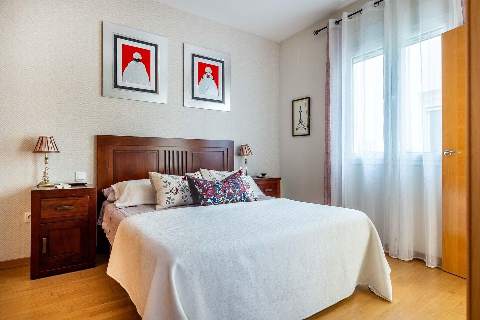 4 makuuhuone Omakotitalo myytävänä paikassa Sevilla kaupunki - 645 000 € (Ref: 10025821)