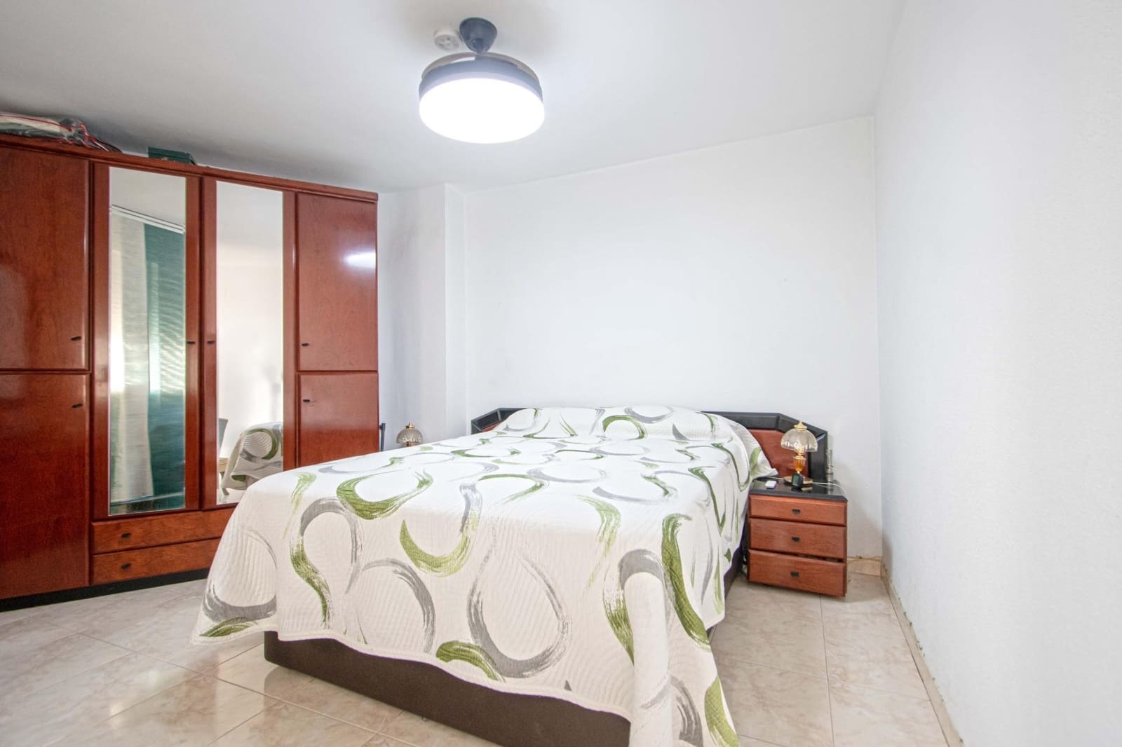 4 bedroom Flat for sale in Seville city - € 449,000 (Ref: 10027401)