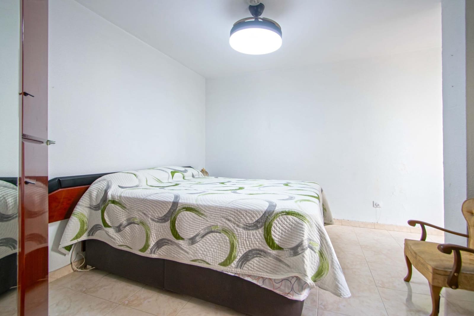 4 bedroom Flat for sale in Seville city - € 449,000 (Ref: 10027401)