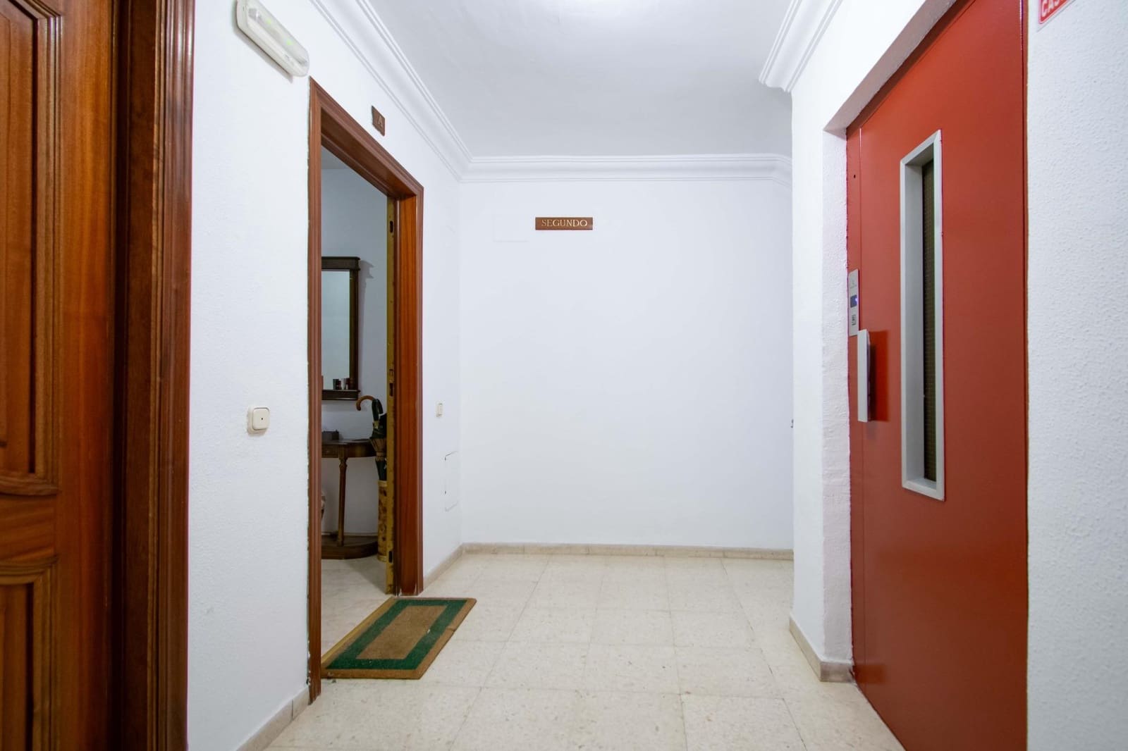 4 bedroom Flat for sale in Seville city - € 449,000 (Ref: 10027401)