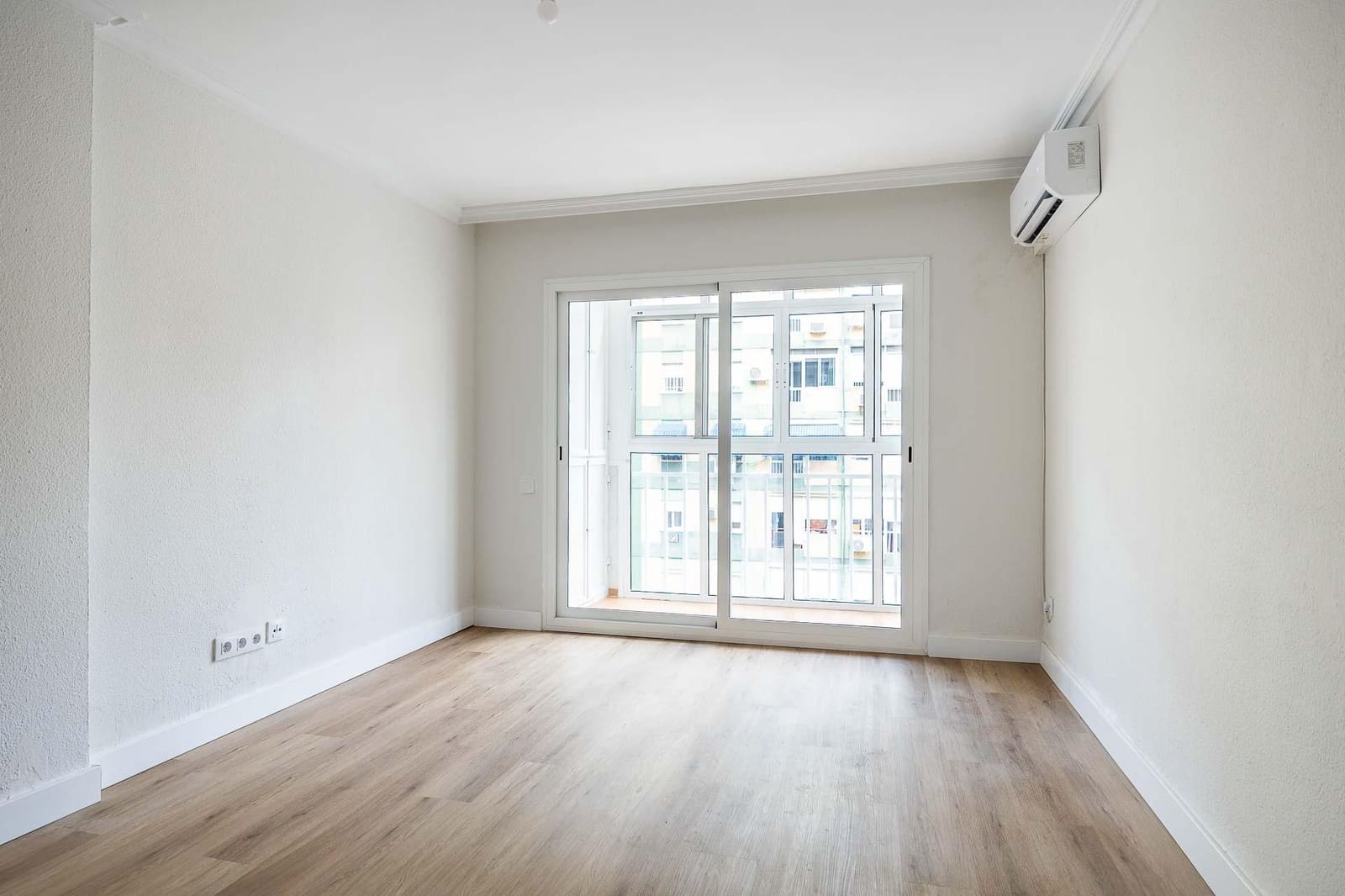 3 sovrum Lägenhet till salu i Sevilla stad - 198 000 € (Ref: 10027402)