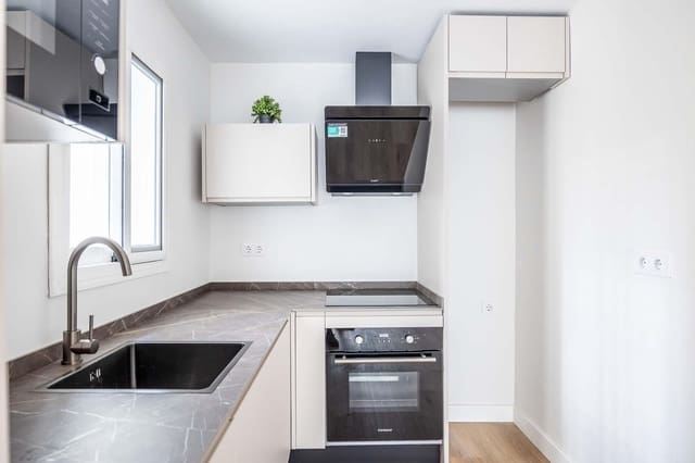 3 sypialnia Mieszkanie na sprzedaż w Rochelambert, Miasto Sewilla - 198 000 € (Ref: 10027402)