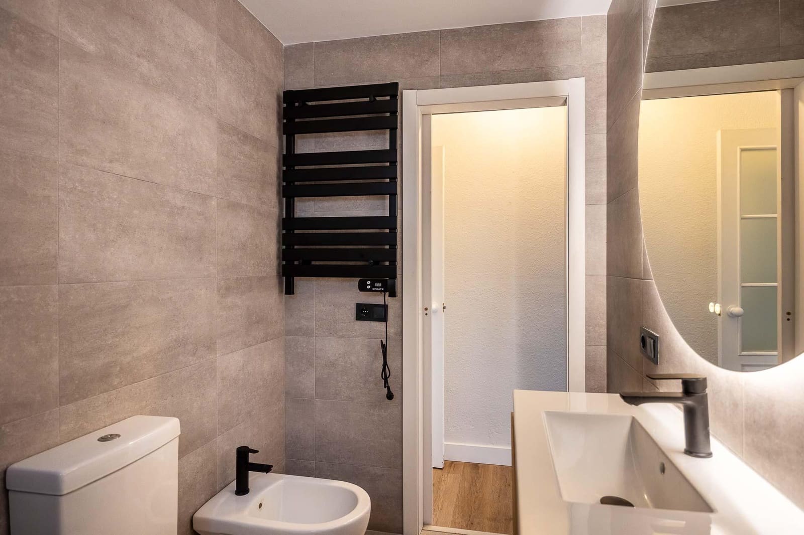 3 sovrum Lägenhet till salu i Sevilla stad - 198 000 € (Ref: 10027402)
