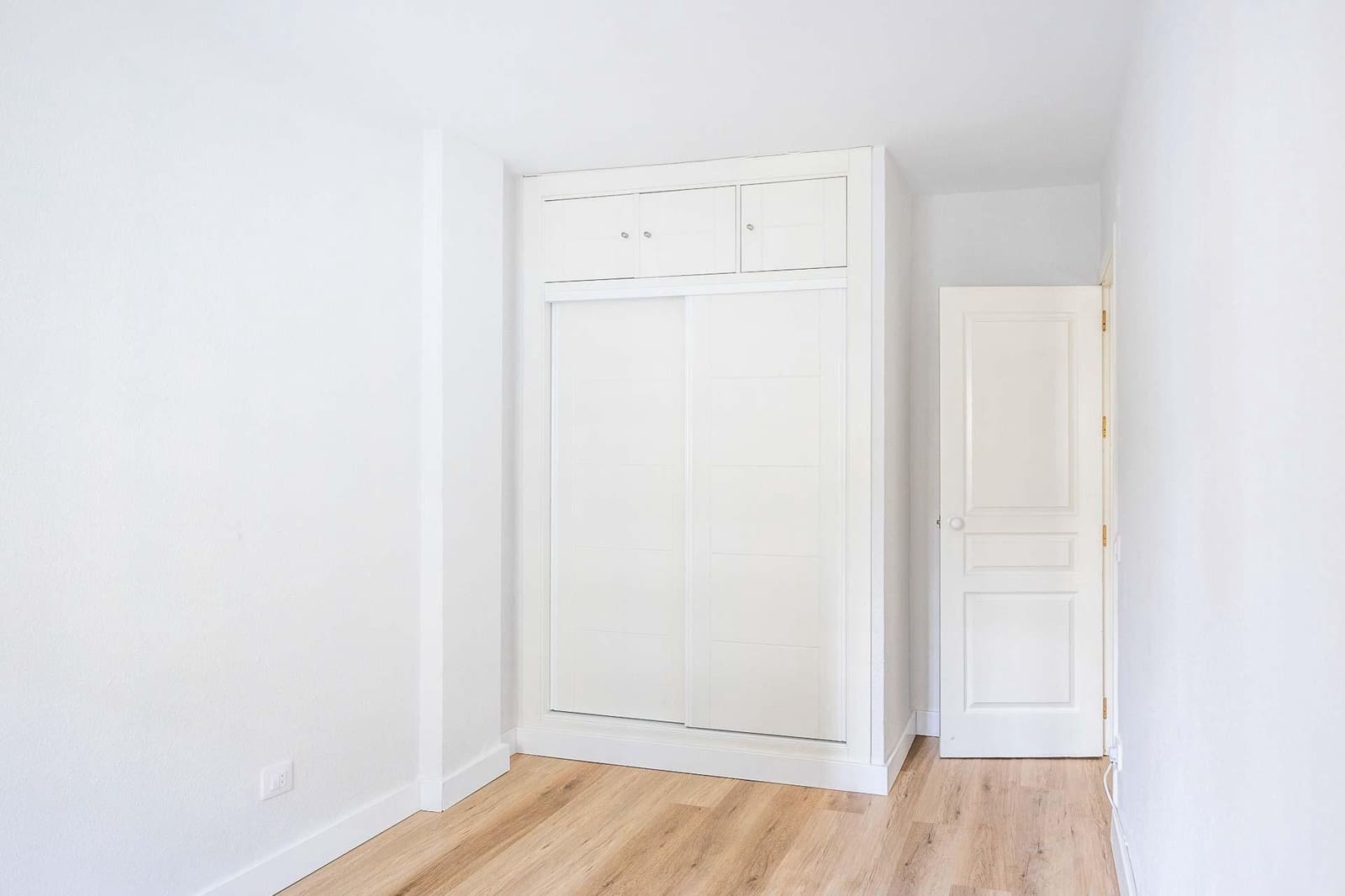 3 sovrum Lägenhet till salu i Sevilla stad - 198 000 € (Ref: 10027402)