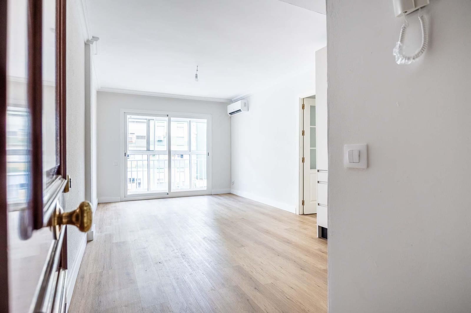 3 sovrum Lägenhet till salu i Sevilla stad - 198 000 € (Ref: 10027402)