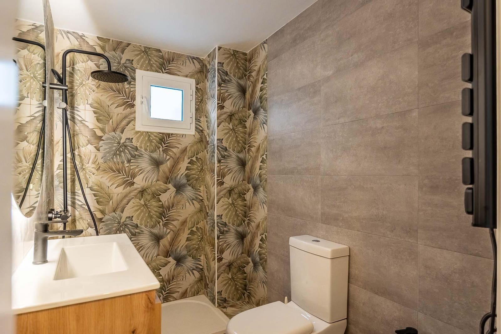 3 sovrum Lägenhet till salu i Sevilla stad - 198 000 € (Ref: 10027402)